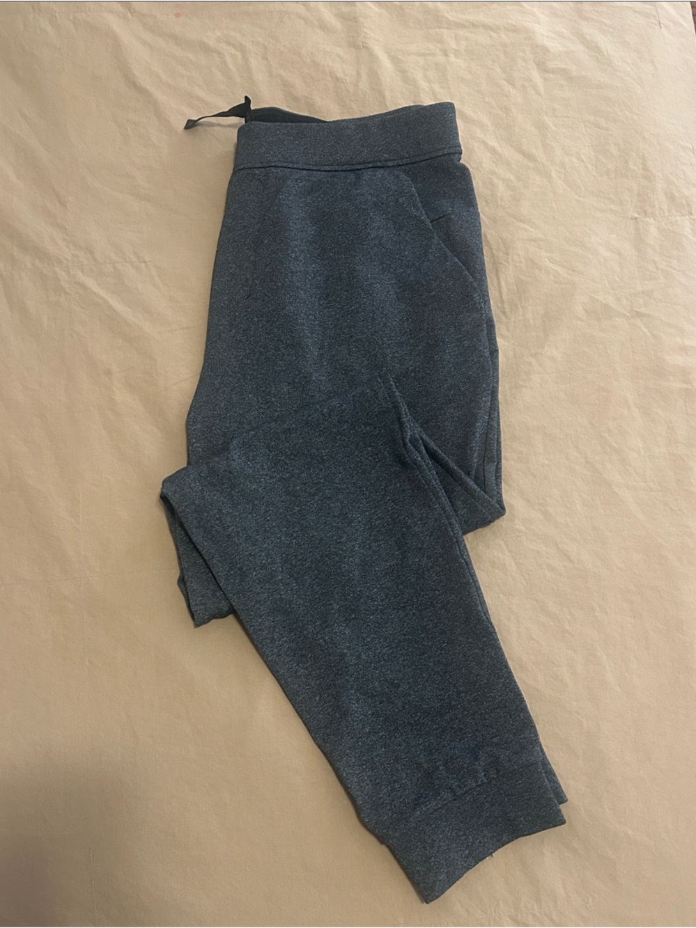 lululemon men’s Charcoal Gray Jogger Sweatpants